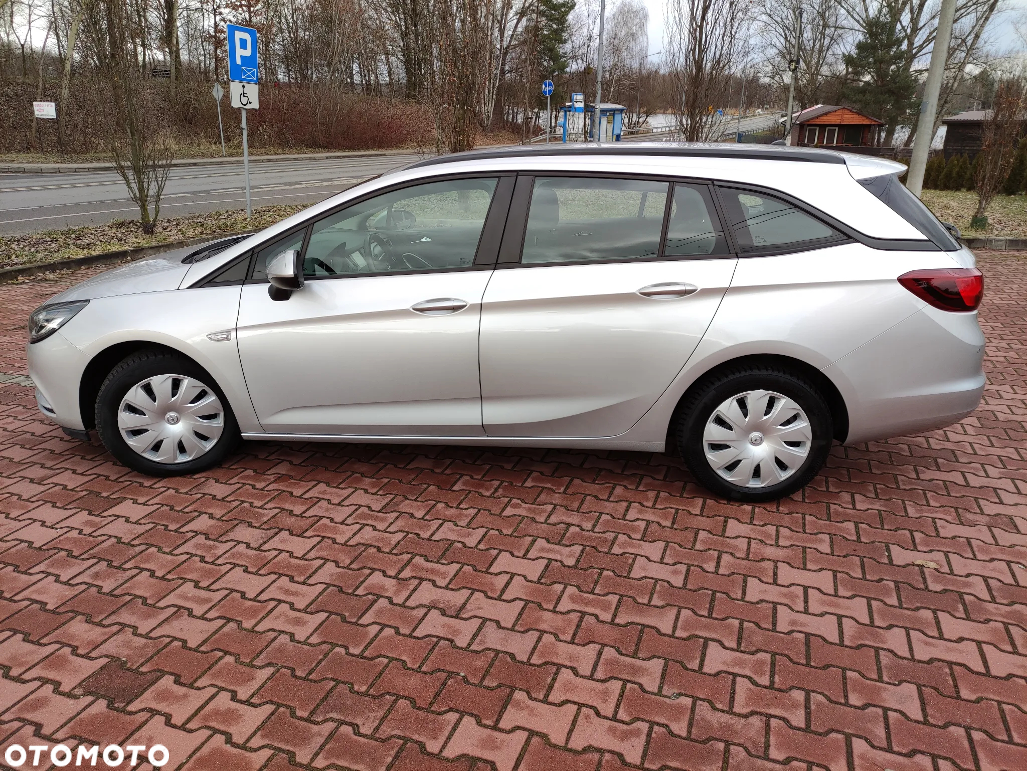 Opel Astra V 1.6 CDTI Enjoy S&S - 10