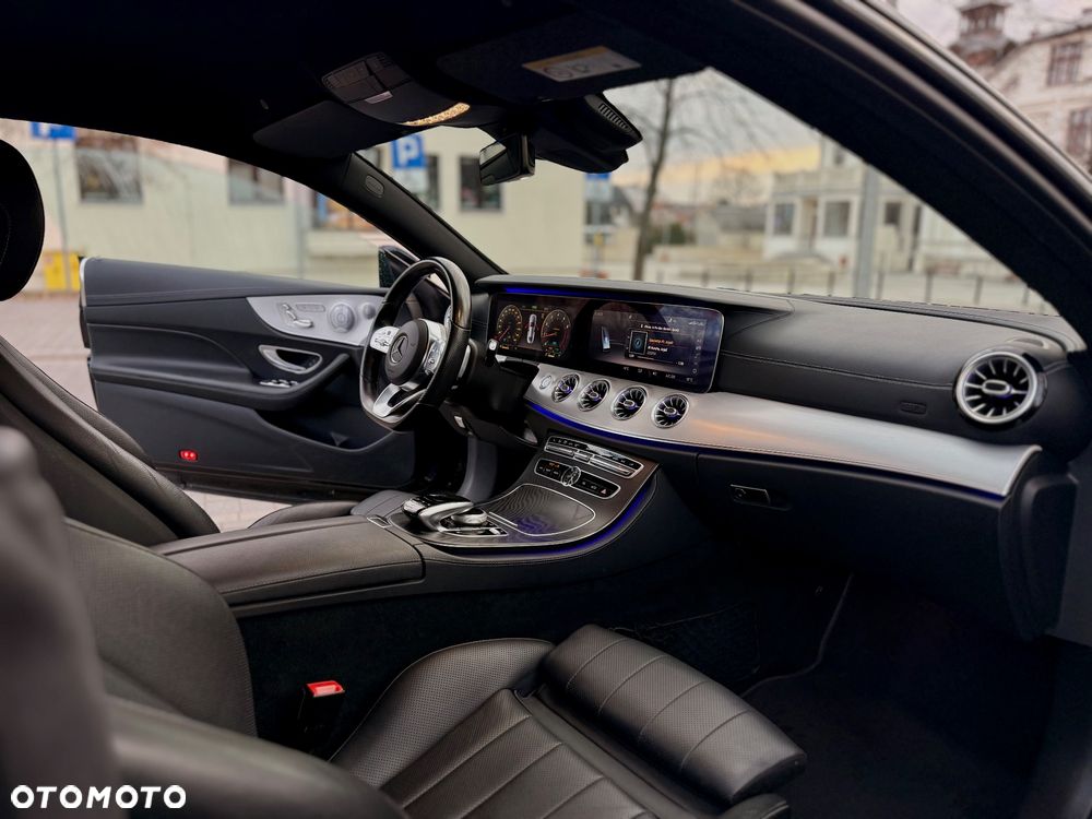 Mercedes-Benz Klasa E 200 9G-TRONIC - 22