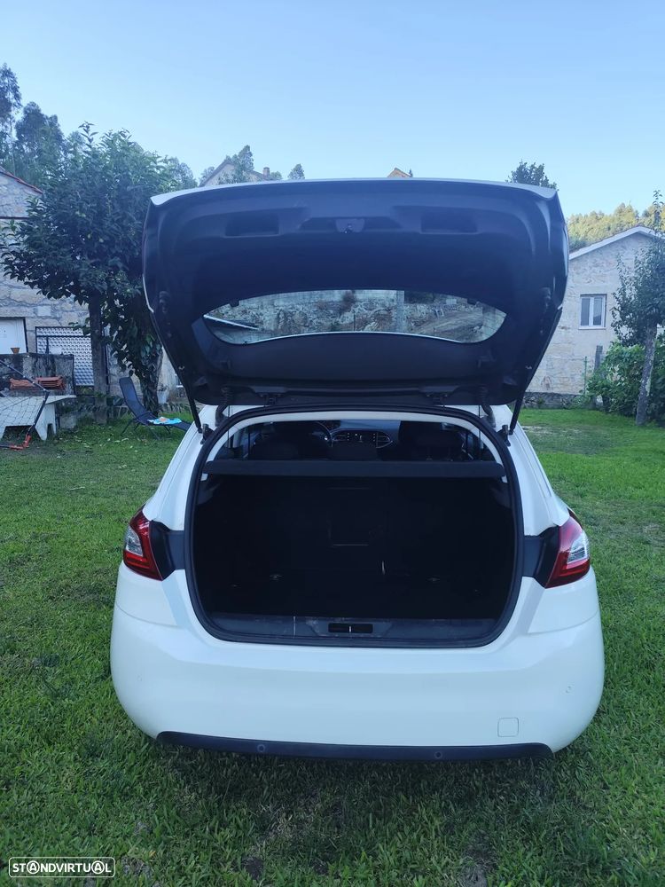 Peugeot 308 - 5