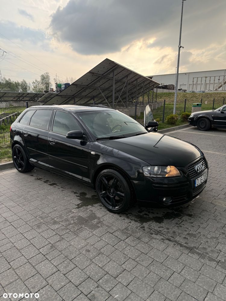 Audi A3 Sportback - 1