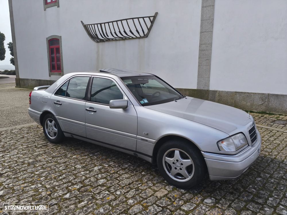 Mercedes-Benz C 250 - 1