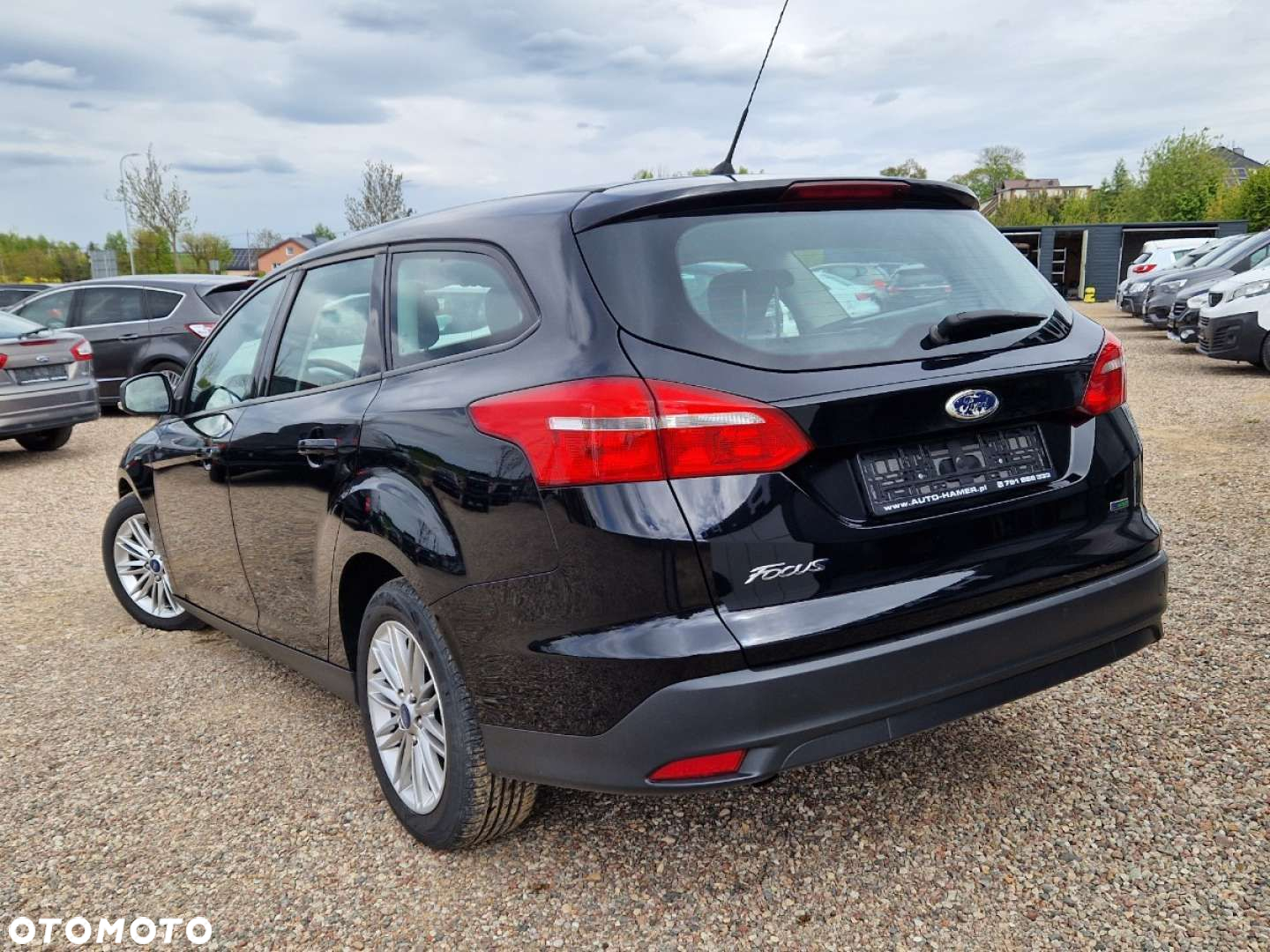 Ford Focus 1.0 EcoBoost Edition - 24