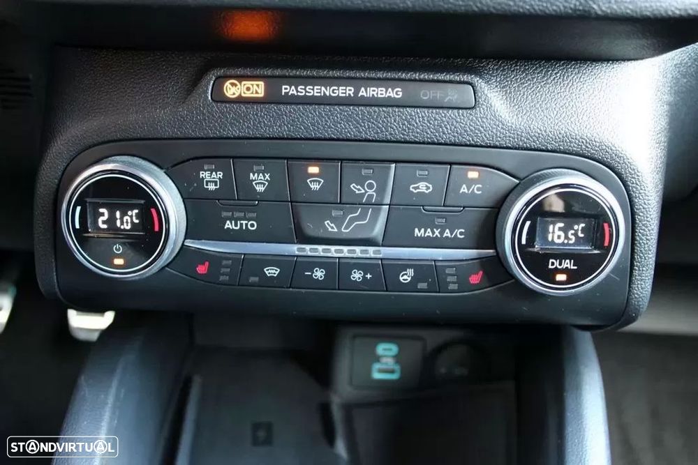 Ford Focus 1.0 EcoBoost MHEV ST-Line Style SIP - 10