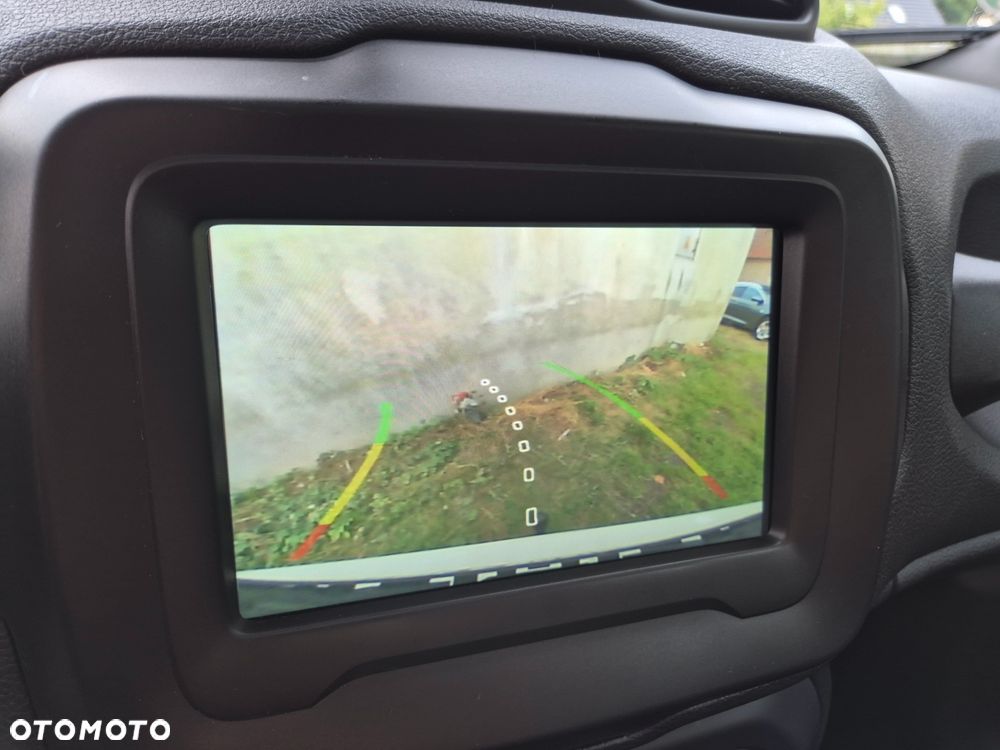 Jeep Renegade 1.4 MultiAir Limited - 27