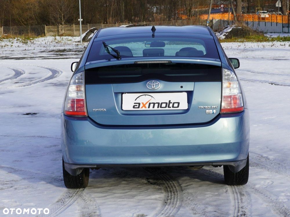 Toyota Prius 1.5 VVT-i Sol - 17