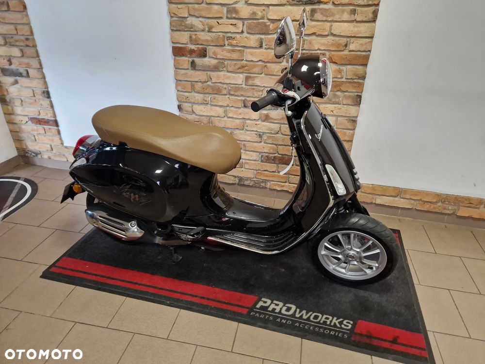 Vespa Primavera - 2