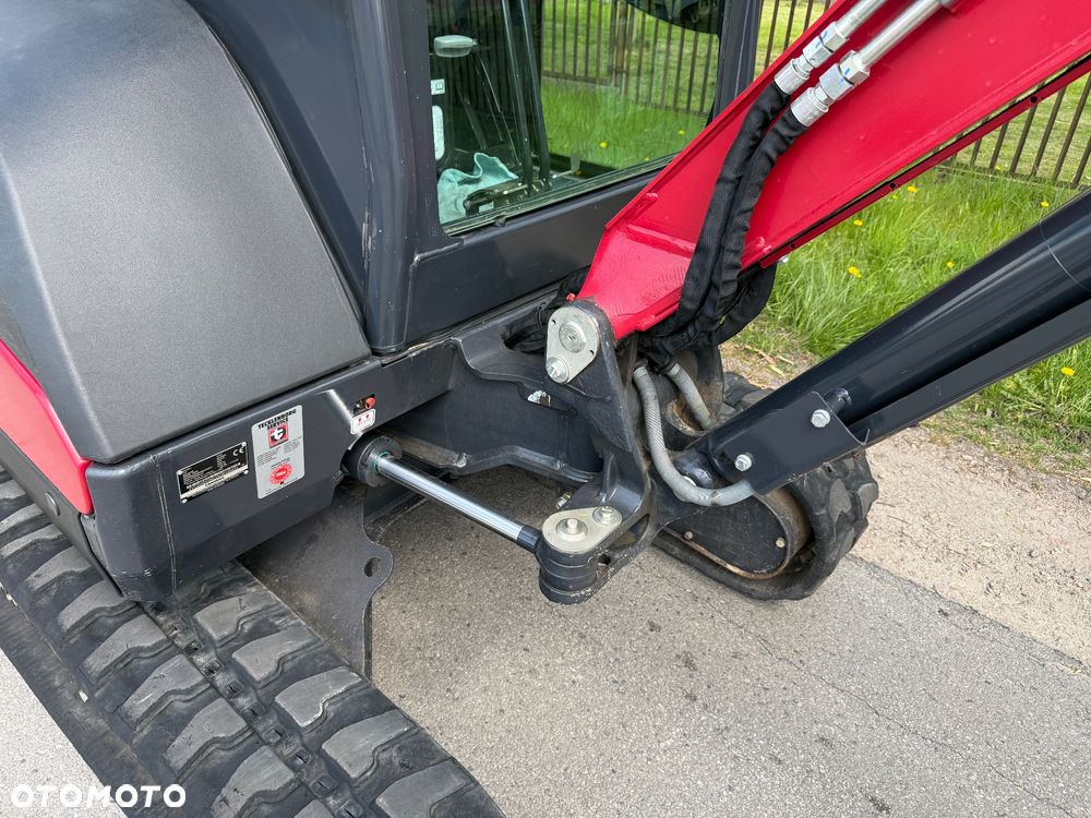 Yanmar Minikoparka SV26 - 17