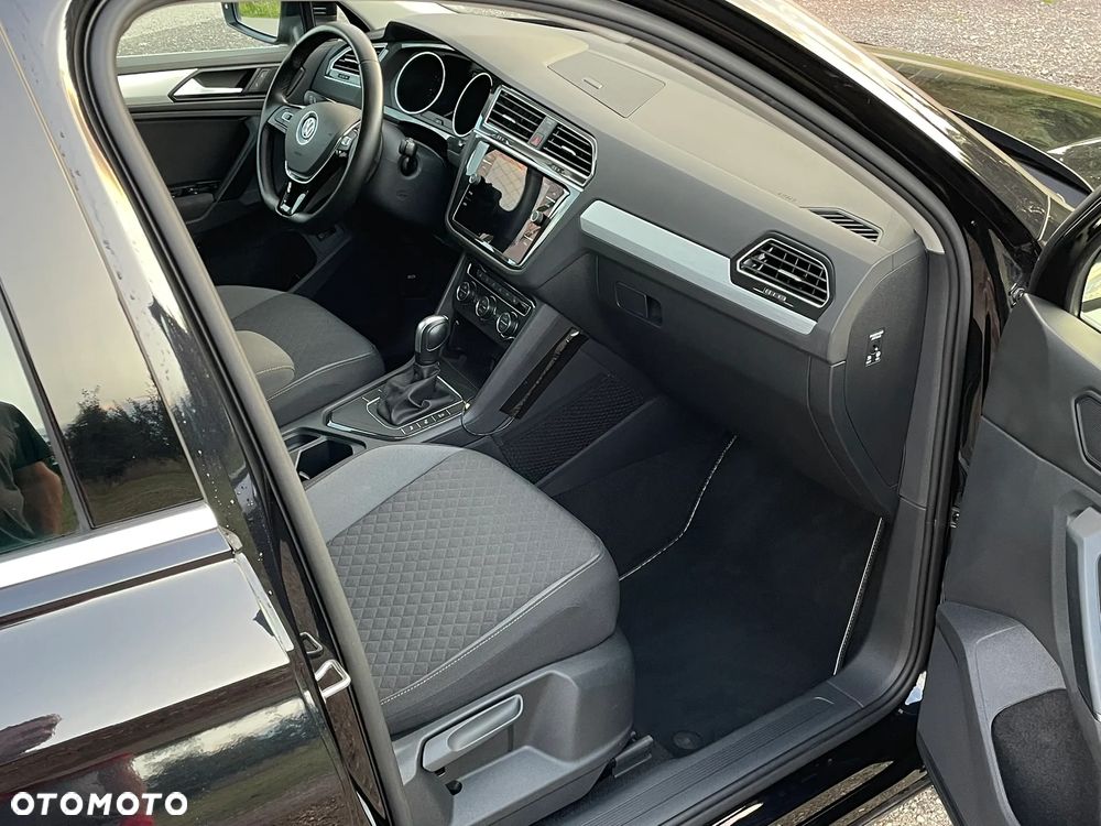 Volkswagen Tiguan 1.5 TSI EVO Comfortline DSG - 32