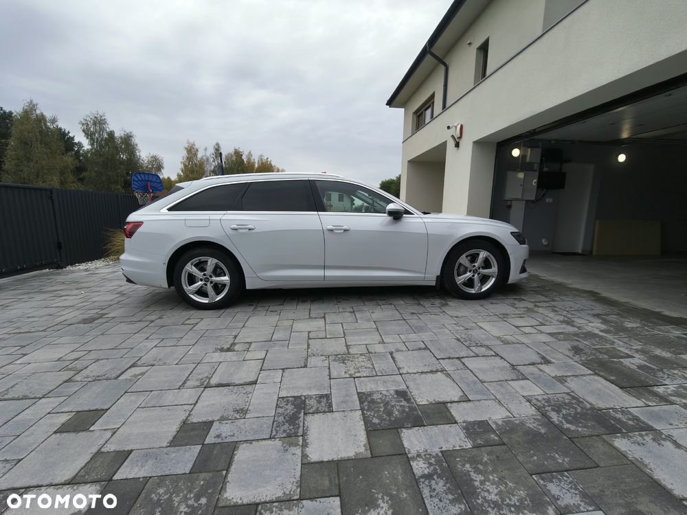 Audi A6 Avant 2022 photo 2
