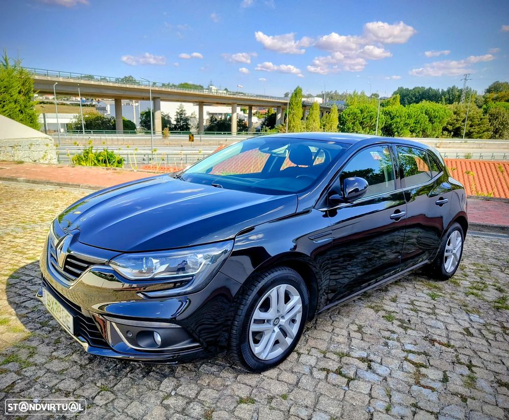 Renault Mégane 1.5 dCi Zen ECO - 2