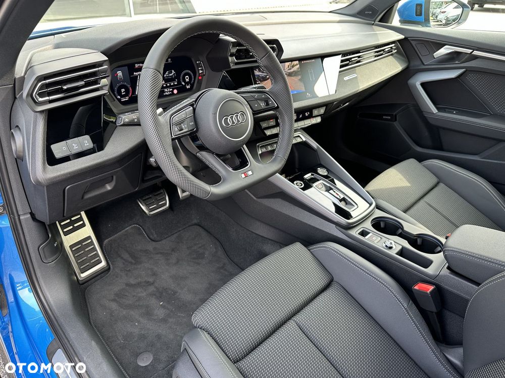 Audi A3 Sportback - 13