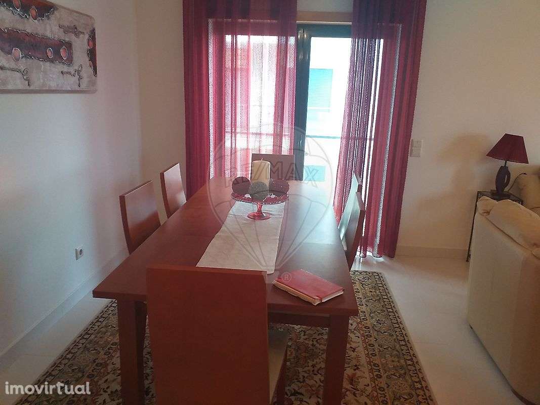 Apartamento T3 para arrendamento - Grande imagem: 2/8