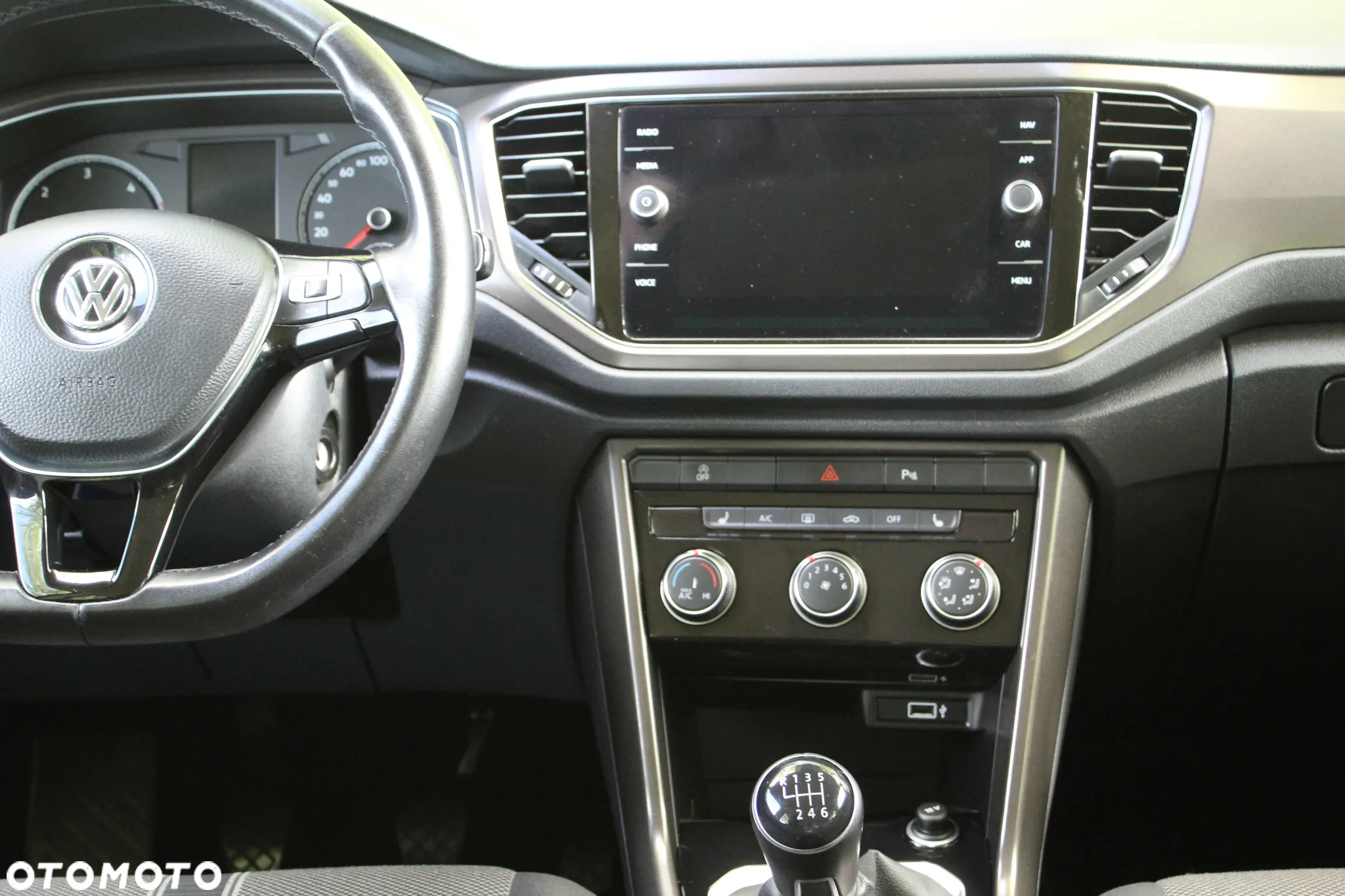 Volkswagen T-Roc 1.6 TDI SCR UNITED - 30