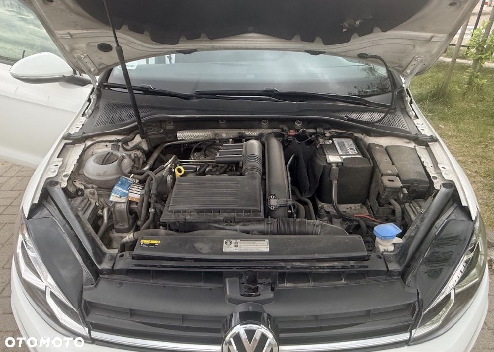 Volkswagen Golf 1.4 TSI BMT Comfortline - 10