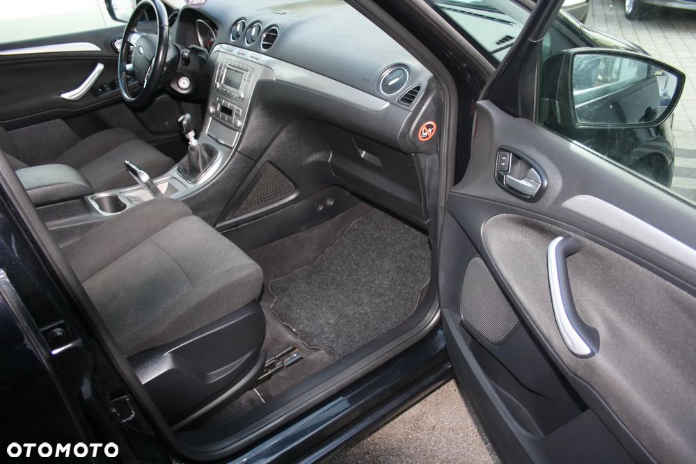 Ford S-Max 2.0 TDCi DPF Titanium - 11