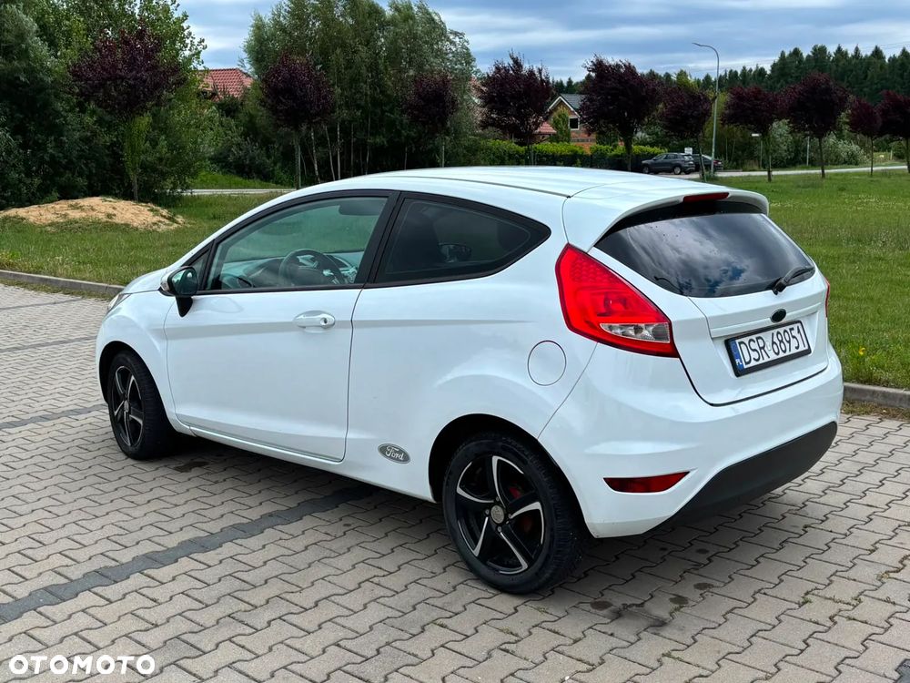 Ford Fiesta - 4