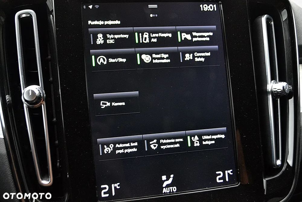 Volvo XC 40 D3 Momentum - 28
