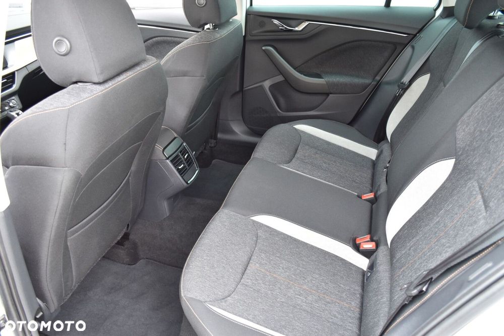 Skoda Kamiq 1.5 TSI Style DSG - 31