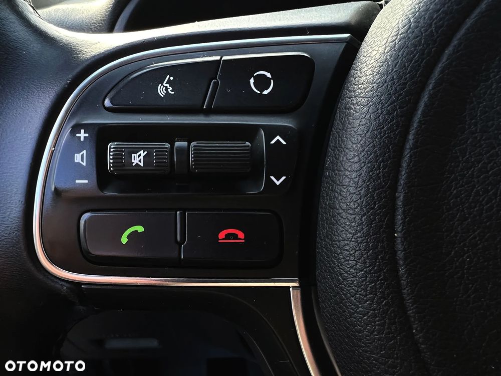 Kia Sportage 2.0 CRDI 2WD Vision - 22