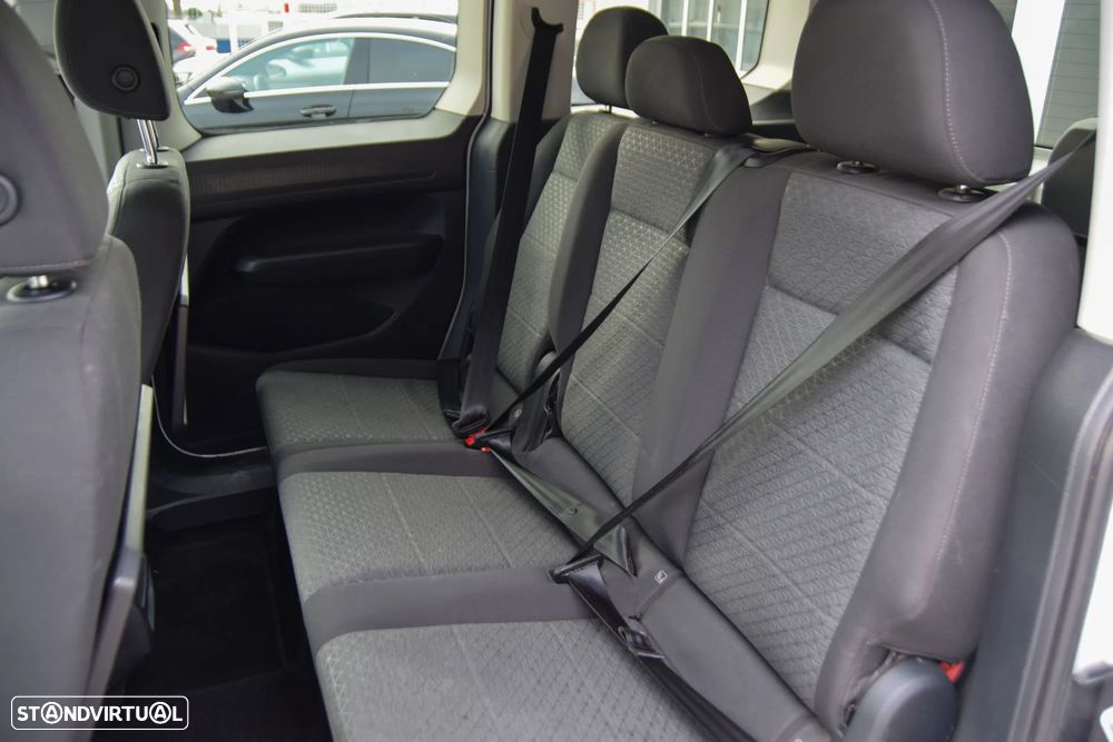 Ford Tourneo Connect 2.0 TDCi Titanium - 12