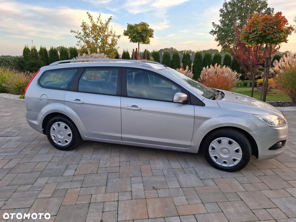 Ford Focus 1.6 16V Ghia - 23