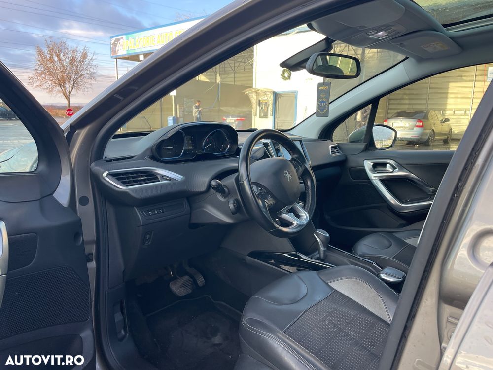 Peugeot 2008 PureTech 110 Stop&Start EAT6 Active - 12