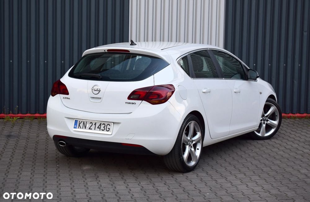 Opel Astra 1.6 Turbo Sport - 12