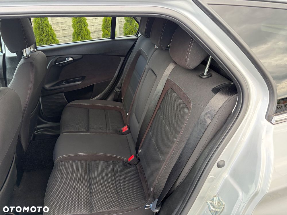 Fiat Tipo 1.4 T-Jet 16v Lounge - 29