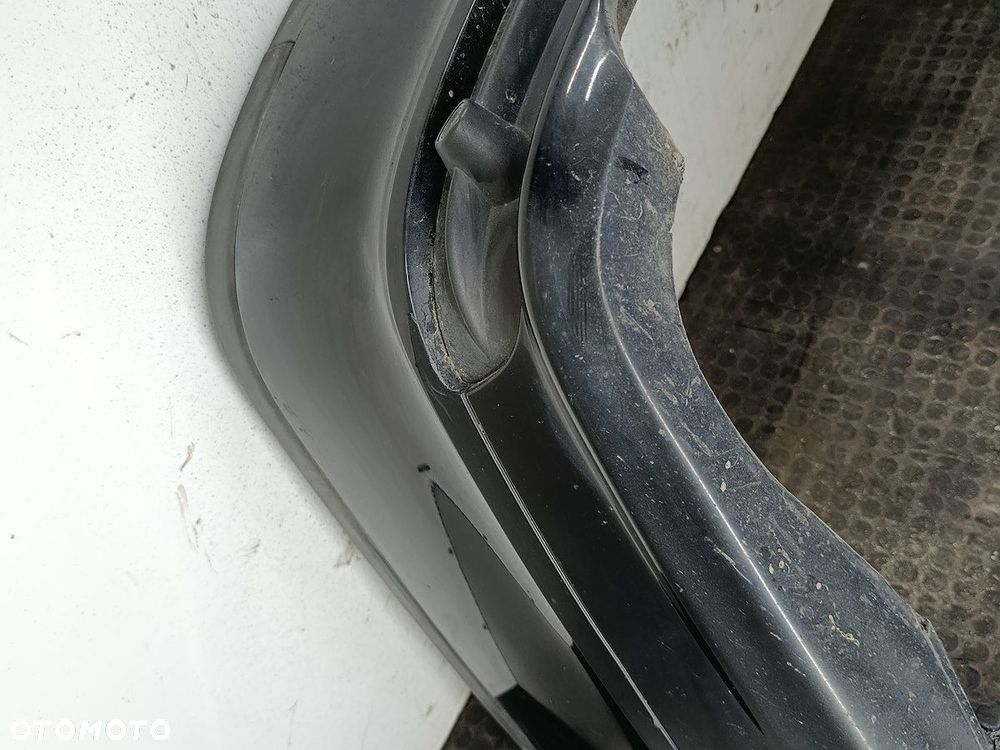 ZDERZAK TYŁ BMW 3 E46 FL 668/9 KOMBI - 8