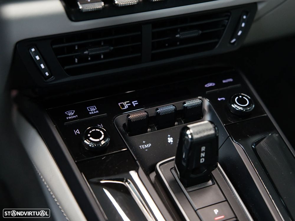Porsche 911 (992) Carrera S - 33