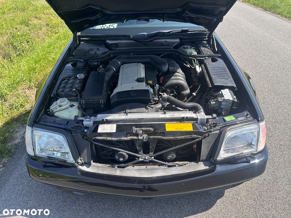 Mercedes-Benz SL - 23