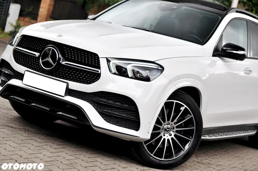 Mercedes-Benz GLE 300 d 4Matic 9G-TRONIC AMG Line - 9