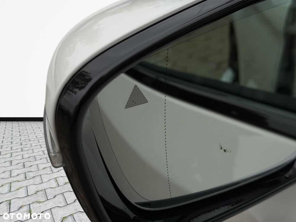 BMW Seria 5 530i xDrive mHEV M Sport sport - 26