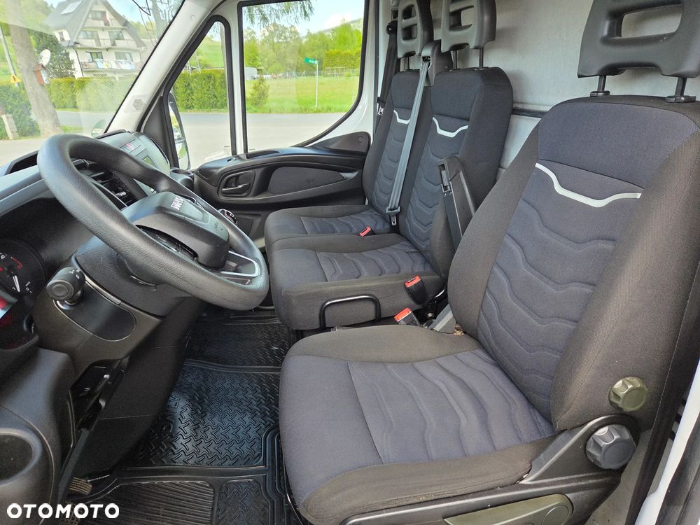 Iveco 35s14 - 11