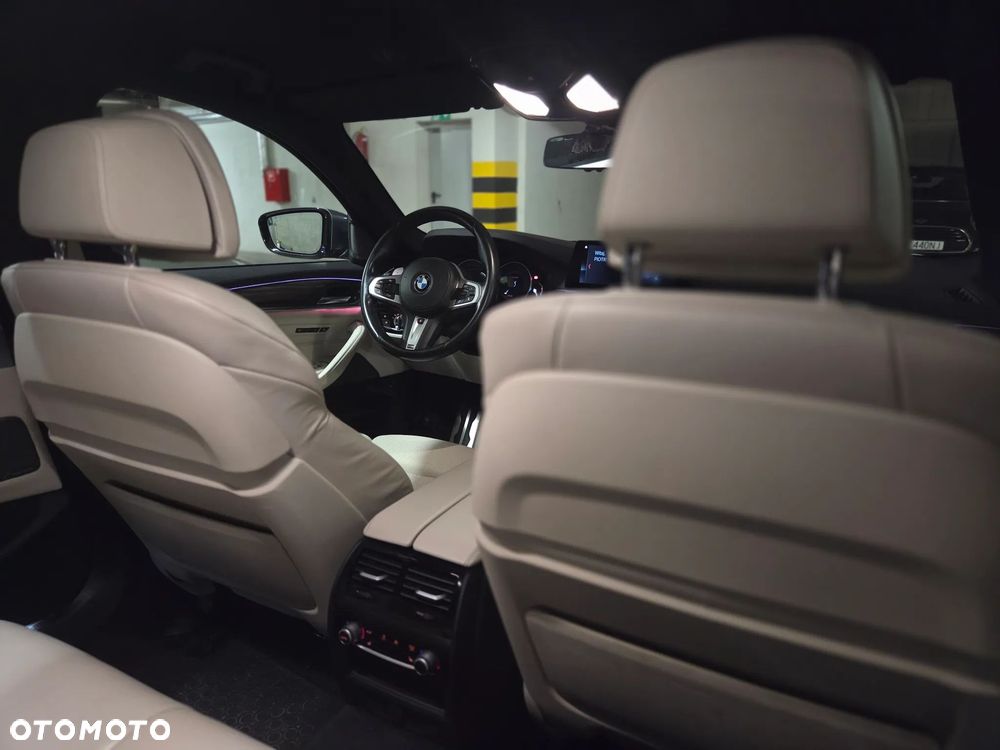BMW Seria 5 530i xDrive M Sport sport - 27