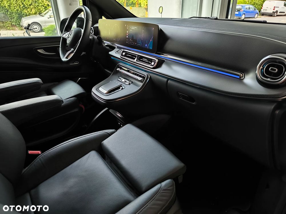 Mercedes-Benz Klasa V 300 d 4-Matic 9G-Tronic Avantgarde (d³ugi) - 14