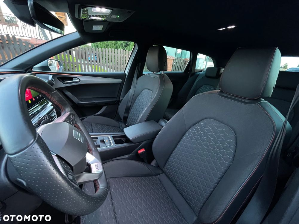 Seat Leon Sportstourer 2.0 TDI FR DSG - 24