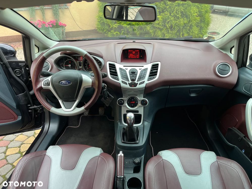 Ford Fiesta 1.4 Titanium EU5 - 12
