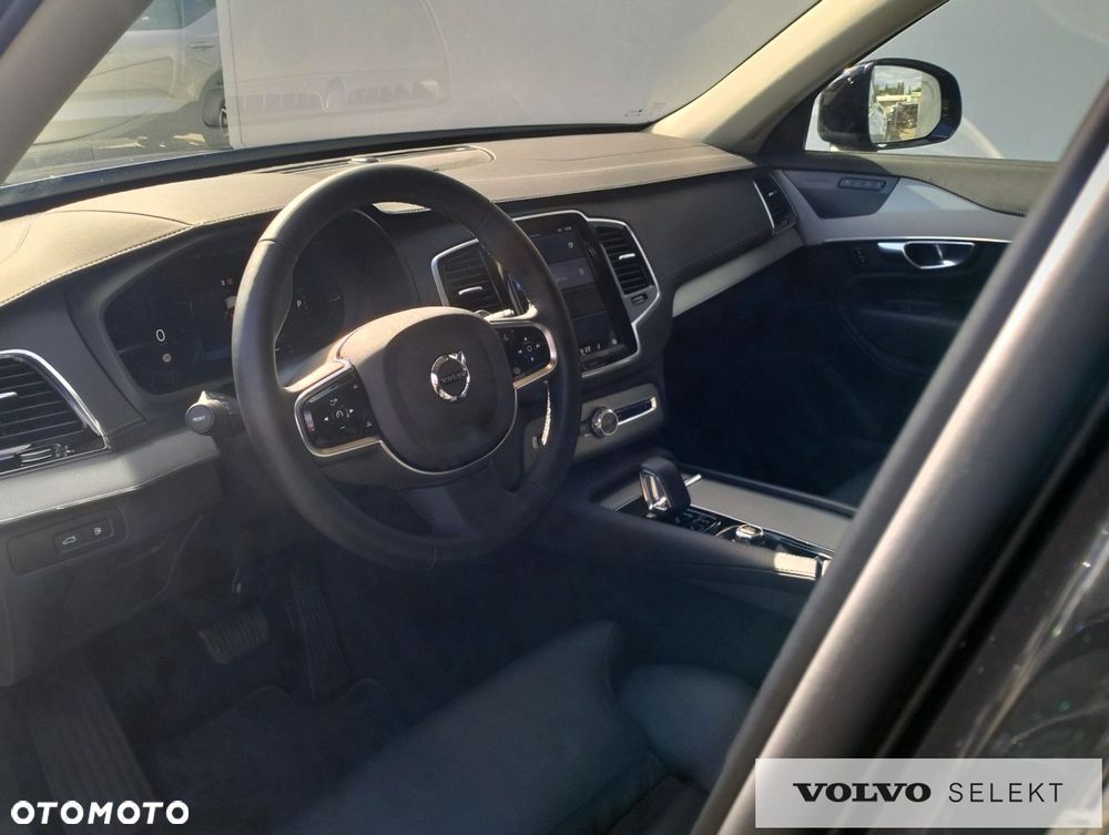 Volvo XC 90 - 23