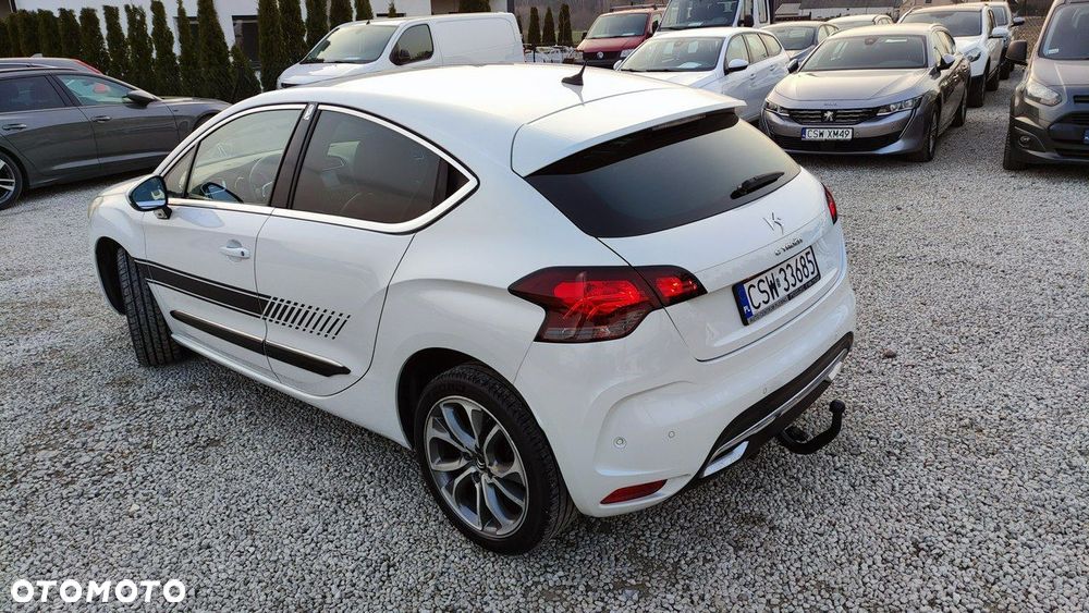 Citroën DS4 THP 200 SportChic - 10