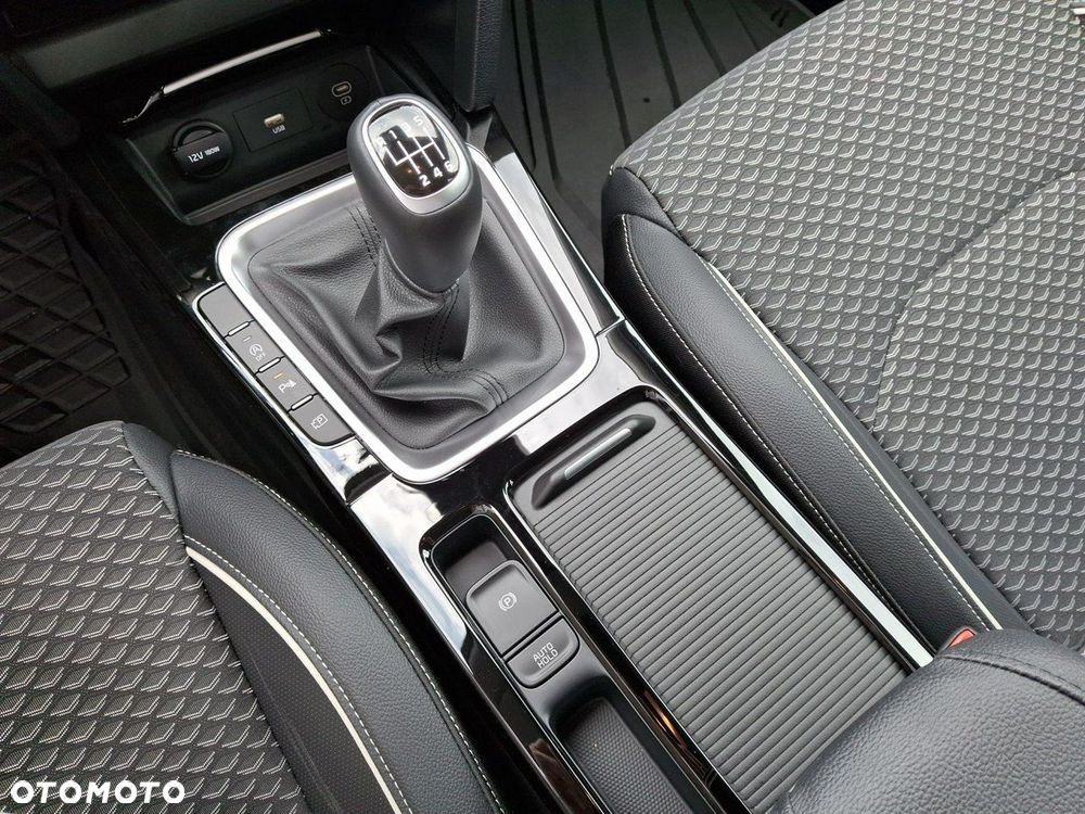 Kia Ceed 1.5 T-GDI Tribute - 15