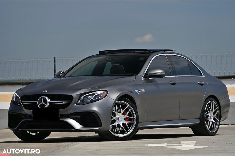 Mercedes-Benz E - 1