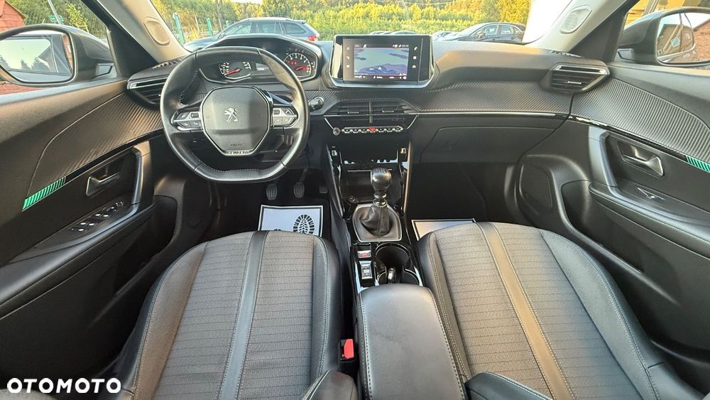 Peugeot 2008 - 21