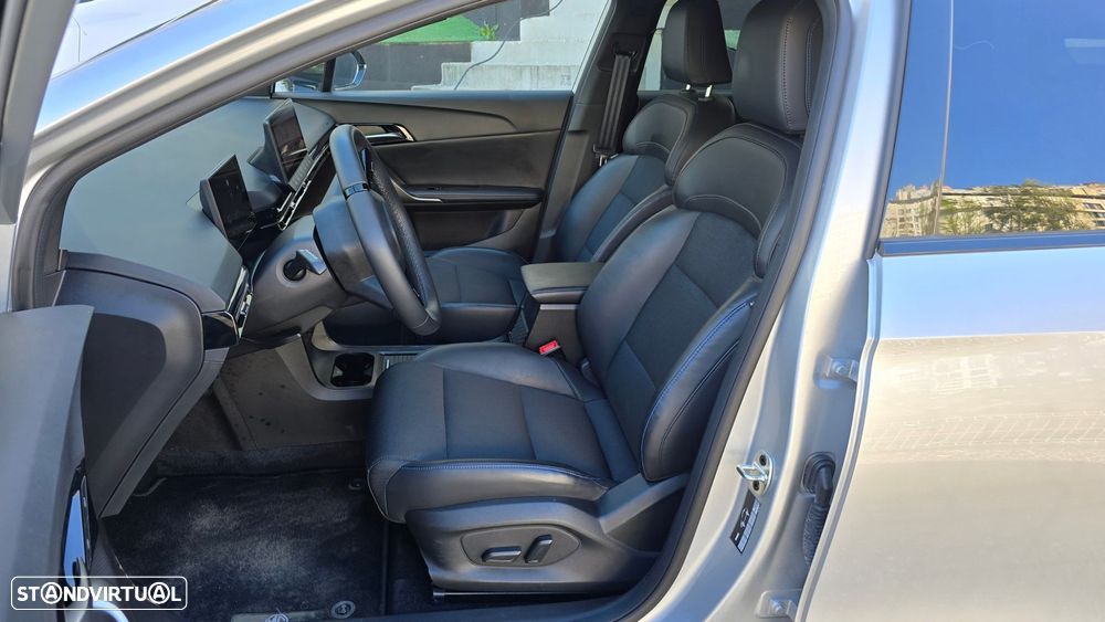 MG MG4 64 kWh Luxury - 41