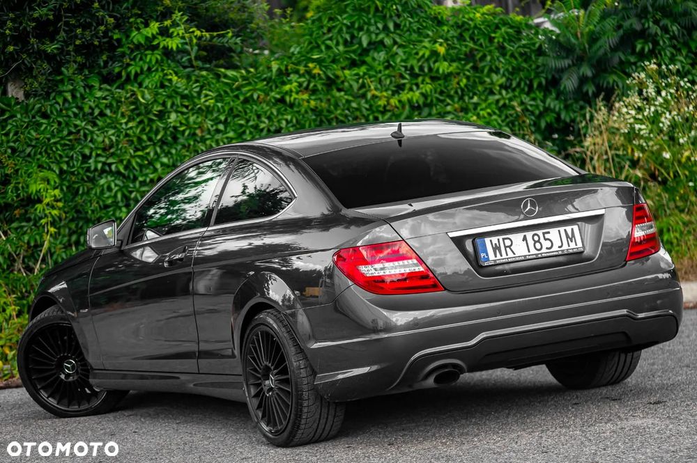 Mercedes-Benz Klasa C 180 BlueEFFICIENCY 7G-TRONIC - 11