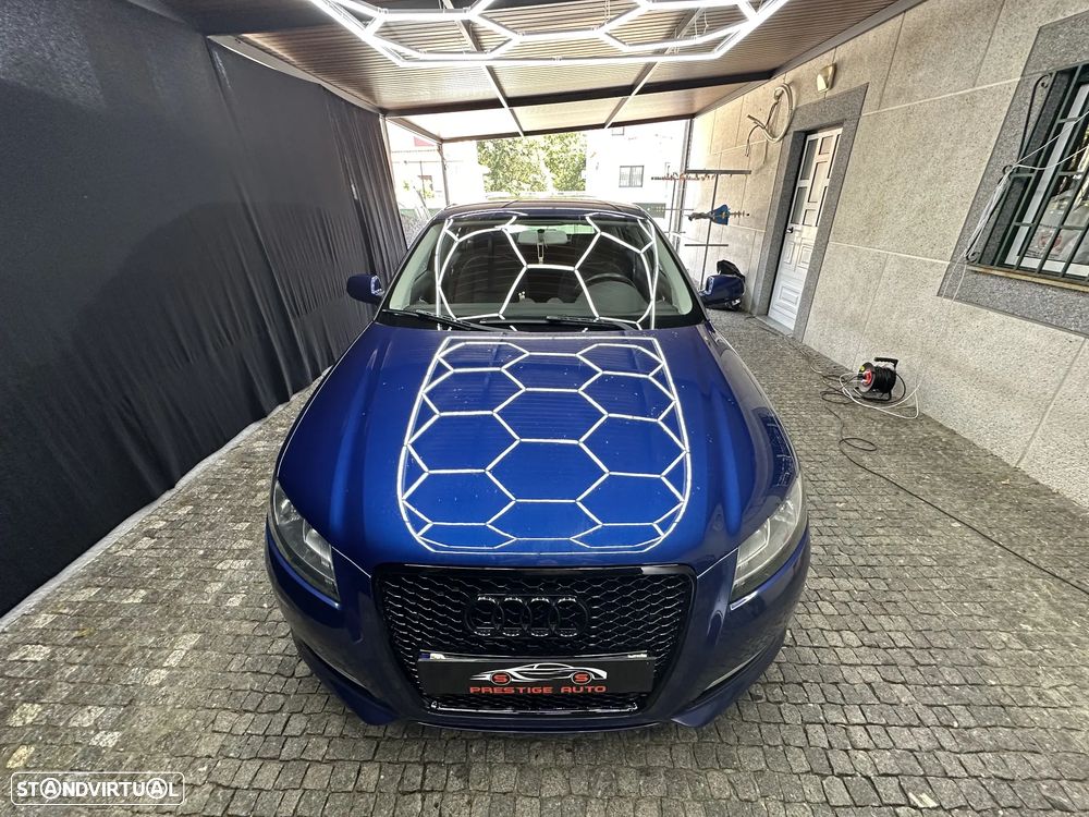 Audi A3 Sportback 1.6 TDI Ambiente - 2
