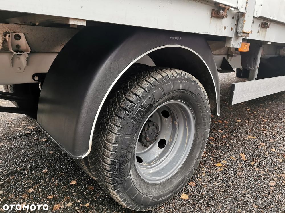 Renault Mascott 2,8 kat. B 3,5t bliźniak paka 5,7m Daily Master uszczelniony - 11