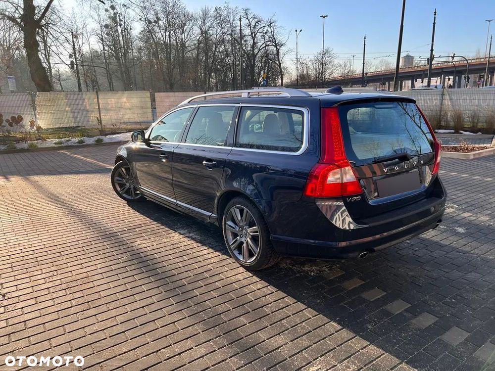Volvo V70 D5 AWD Summum - 7