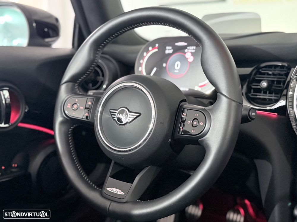 MINI Cabrio John Cooper Works Plus - 21