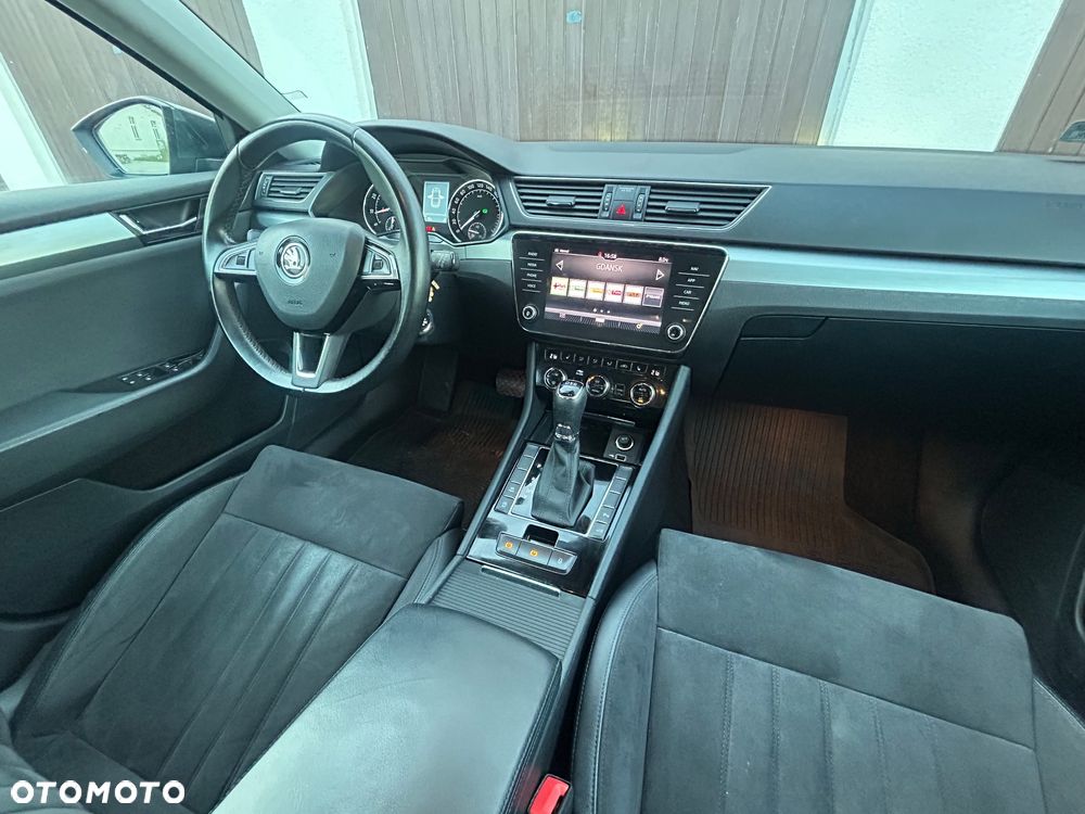 Skoda Superb 1.8 TSI Ambition DSG - 31